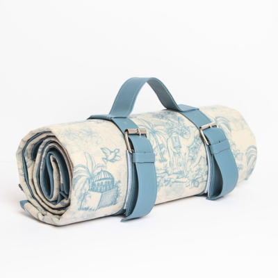 بساط بطبعة الجزيرة - أزرق فاتح