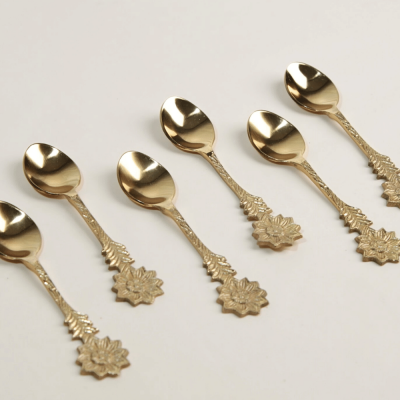 طقم ملاعق شاي جاردن 6 قطع باللون الذهبي اللامع