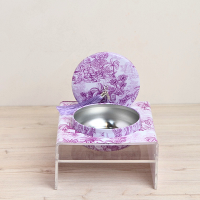 ستاند تقديم من الاكريليك  - صغير