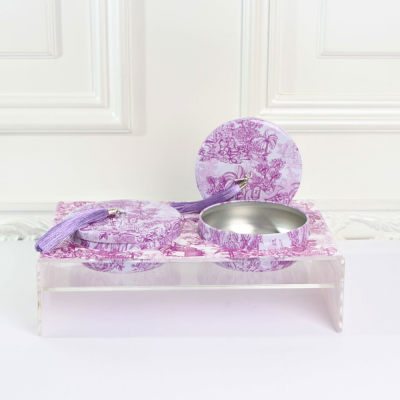 ستاند تقديم من الاكريليك  - وسط