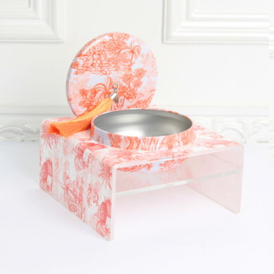 ستاند تقديم من الاكريليك  - صغير