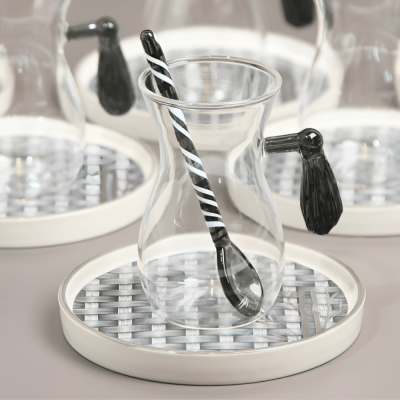 طقم استكانات مع ملاعق شاي بتصميم راتان - رمادي