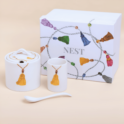 سكرية مع حامل لملاعق الشاي - كركمي/بني