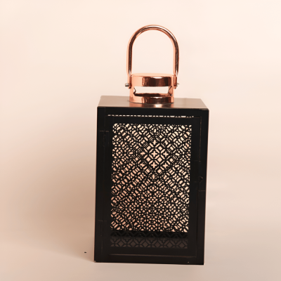 فانوس باللون الاسود - كبير