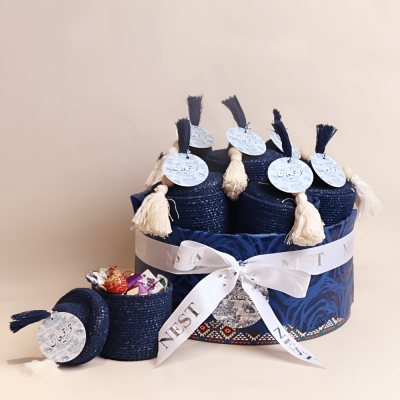 قرقيعان - سلة دائرية مع ٦ سلال صغيرة باللون الأزرق