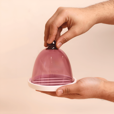 أطباق كيك مع غطاء وصينية أكريليكية