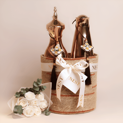 طقم هدية سمو و غزال مع سلة أنيقة