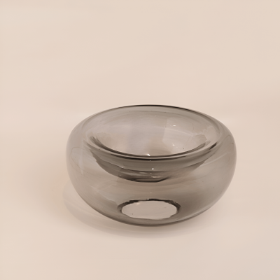 وعاء زجاجي صغير - واسطة