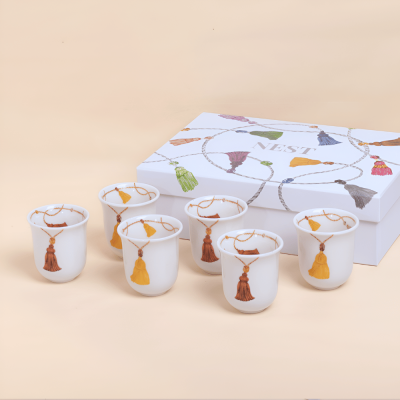 طقم فناجين قهوة عربية طويلة بتصميم كراكش - كركمي/بني