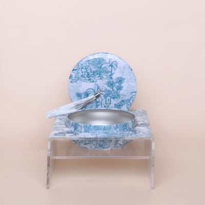 ستاند تقديم من الاكريليك  - صغير