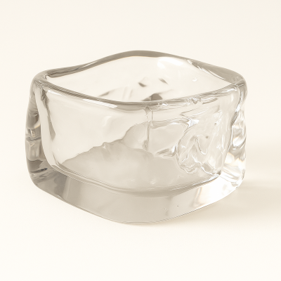 وعاء زجاجي مربّع متموّج الحافة صغير - أبيض