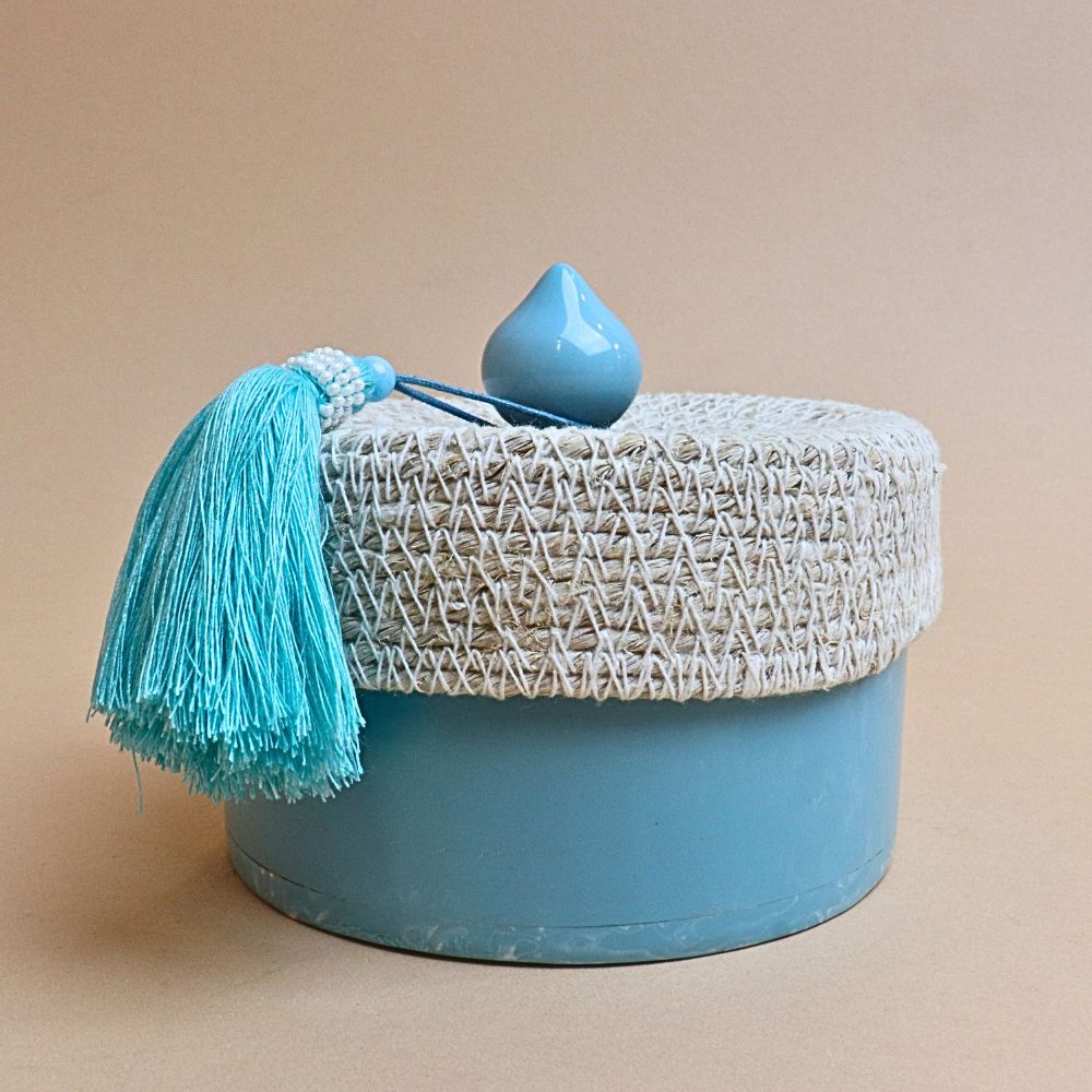 صندوق ريزن مع غطاء من السيغراس – أزرق