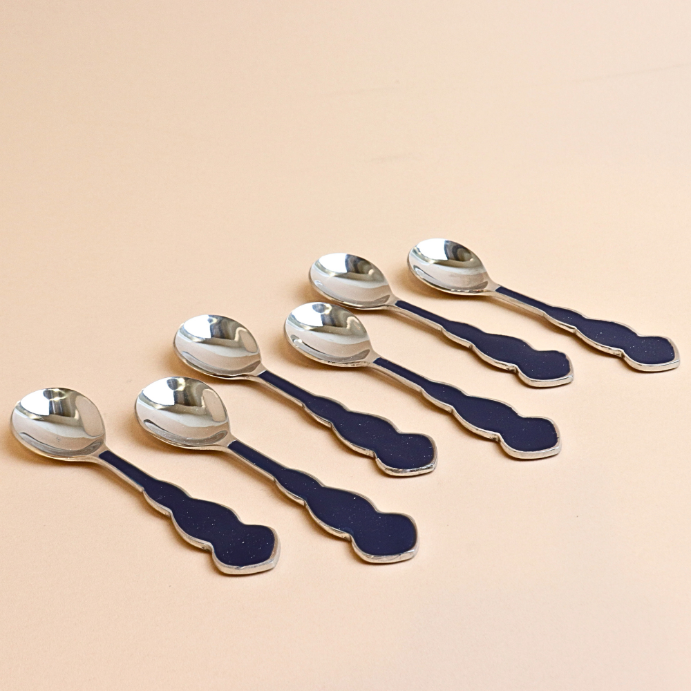 ملعقة شاي ستانلس ستيل بمقبض مموج – أزرق غامق