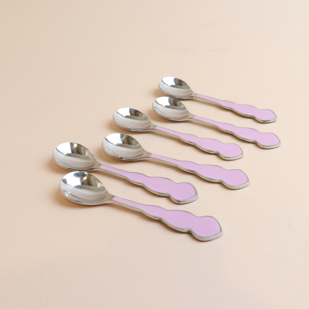 ملعقة شاي ستانلس ستيل بمقبض مموج – وردي