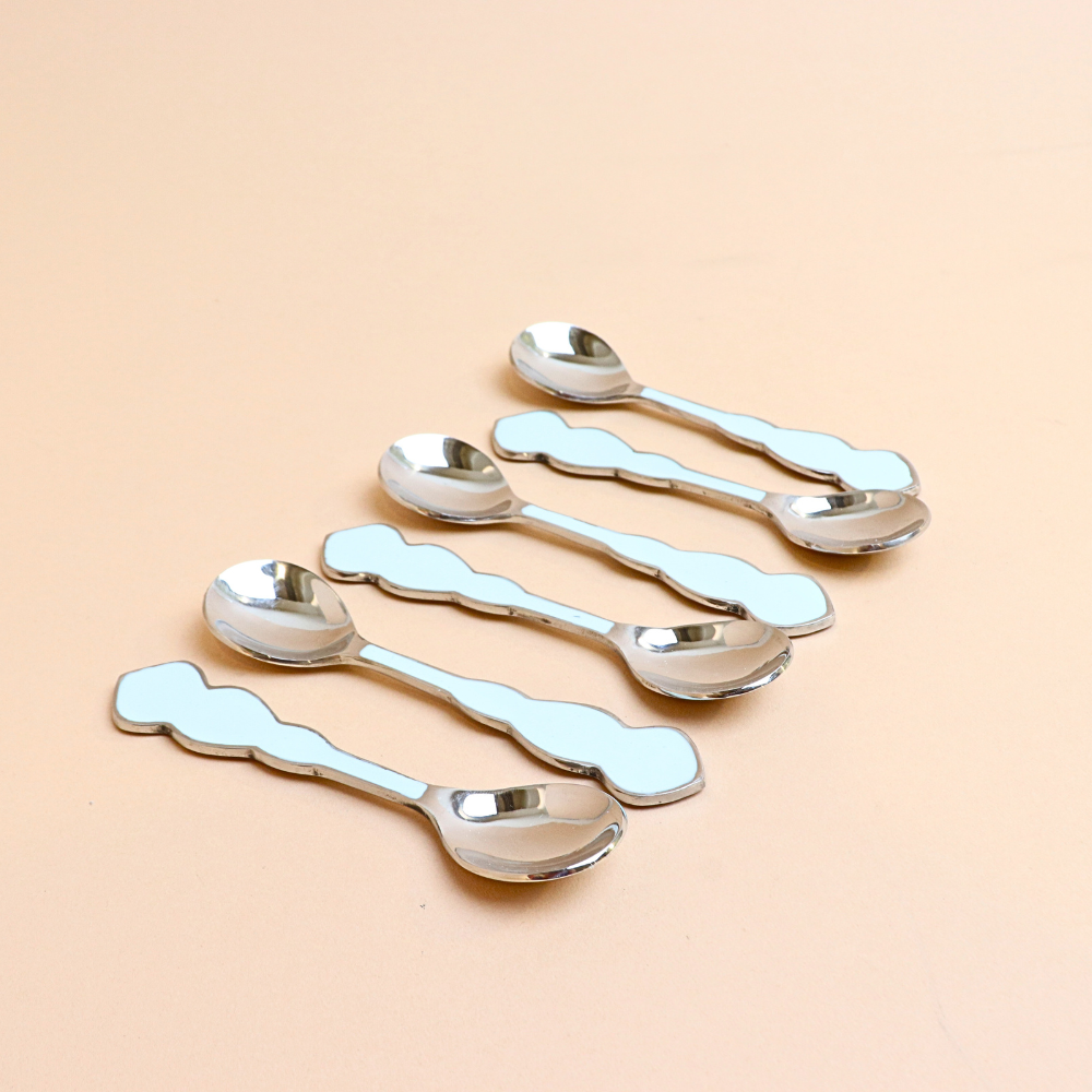 ملعقة شاي ستانلس ستيل بمقبض مموج – أزرق تركوازي